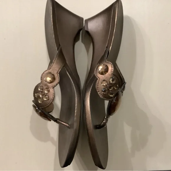 Montego Bay club bronze sandals. Beautiful! Sz 8 - Picture 5 of 5